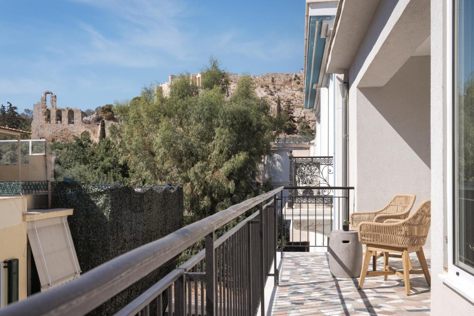 Acropolis Iconic Estate Apartment *